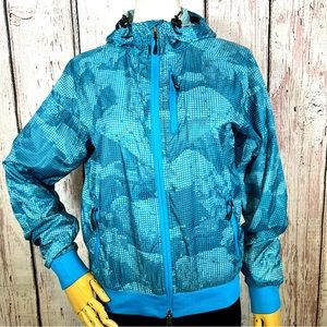 Nike Track Full Zip w/ Hood Windbreaker Lightweight Jacket Medium LIKE NEW EUC